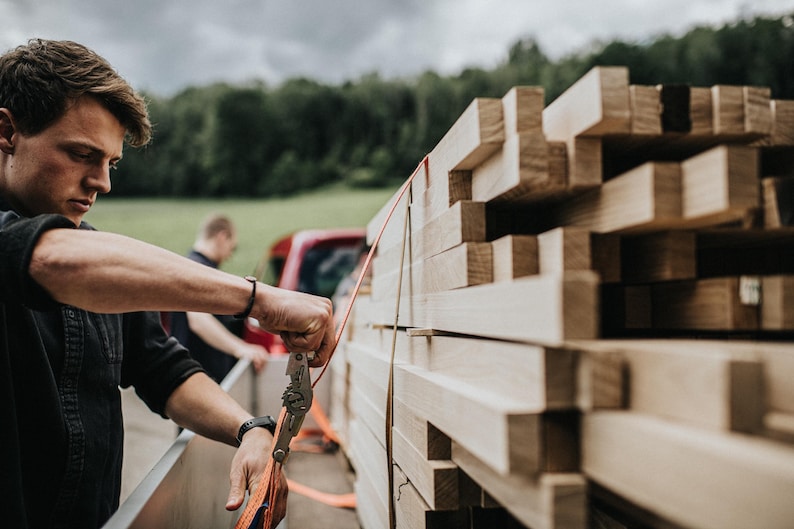 Schlüsselbrett aus Eichenholz mit Ablage und Magneten I Schlüsselhalter 30cm Holz für Flur & Büro Bild 6