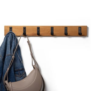 Oak wall-mounted coat rack with black metal hooks – coat rail 40/60/80 cm – solid wood coat hooks for hallway & entrance area