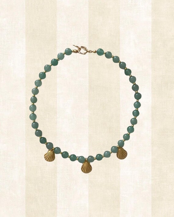 Gold and Green Beaded Clam Shell Pendant Necklace | Handmade Coastal Jewelry