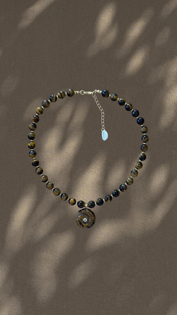 Day Off | Tigers Eye Shell Beaded Necklace | Coastal Statement Jewelry | The Local Edit