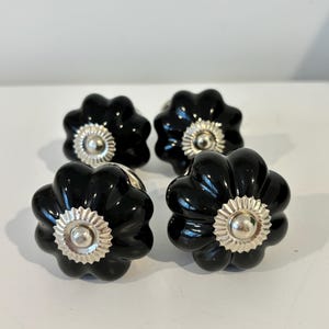 Set of 4 Black Flower Ceramic Knobs with Silver Accents