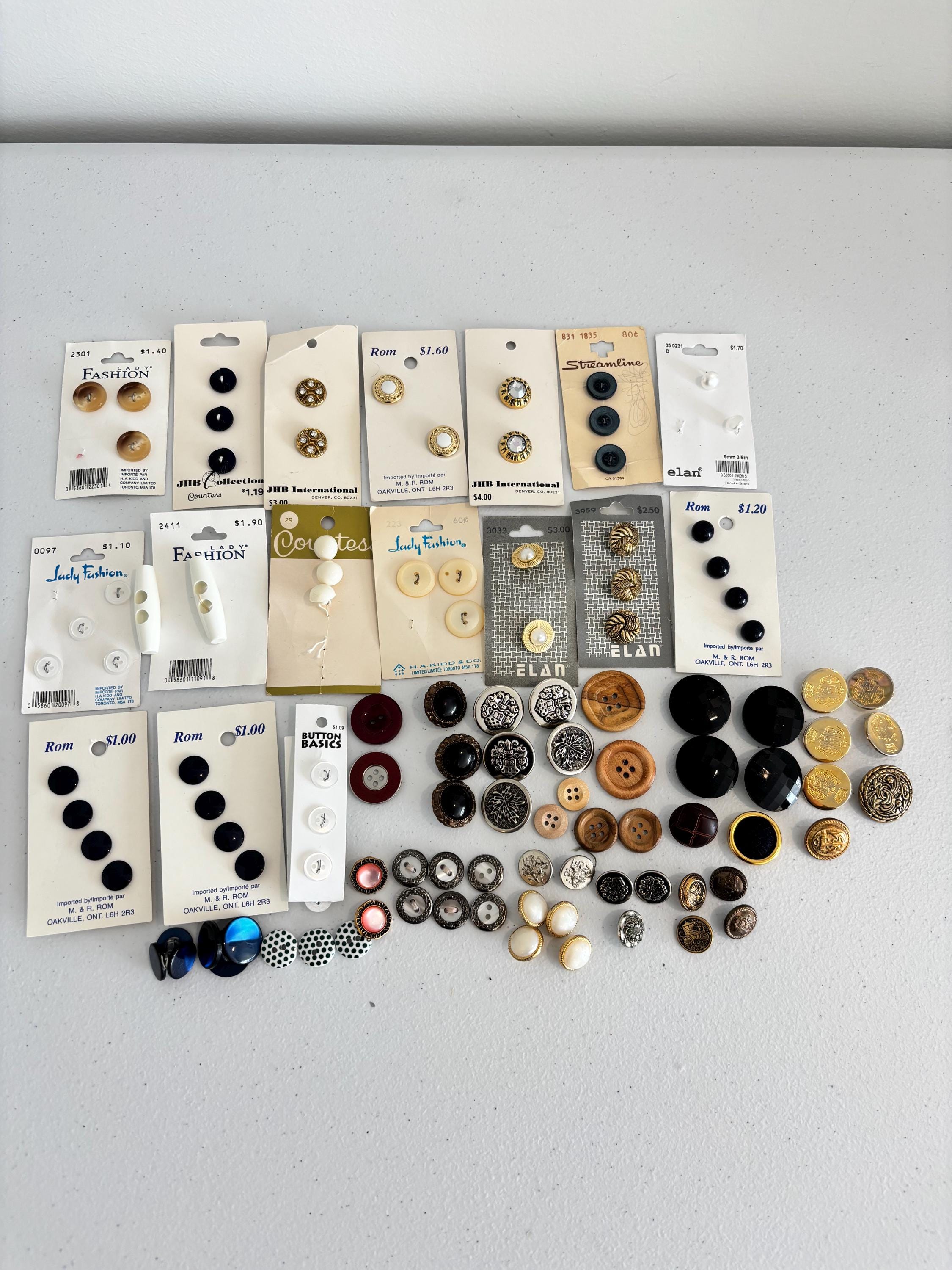 Vintage buttons - Etsy 日本