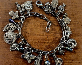 Gunmetal Charm Bracelet: Dark Punk Style, Adjustable Fit, Black Charms