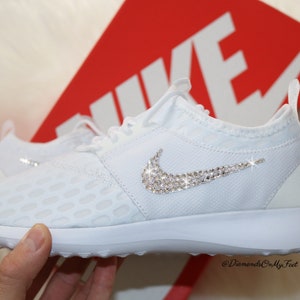 Swarovski Damen Nike Juvenat alle weiße Turnschuhe Blinged Out mit authentischen Swarovski-Kristallen benutzerdefinierte Bling Nike Schuhe