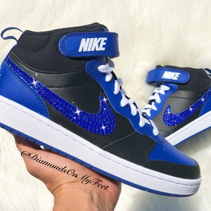 Wmns nike court borough mid on sale