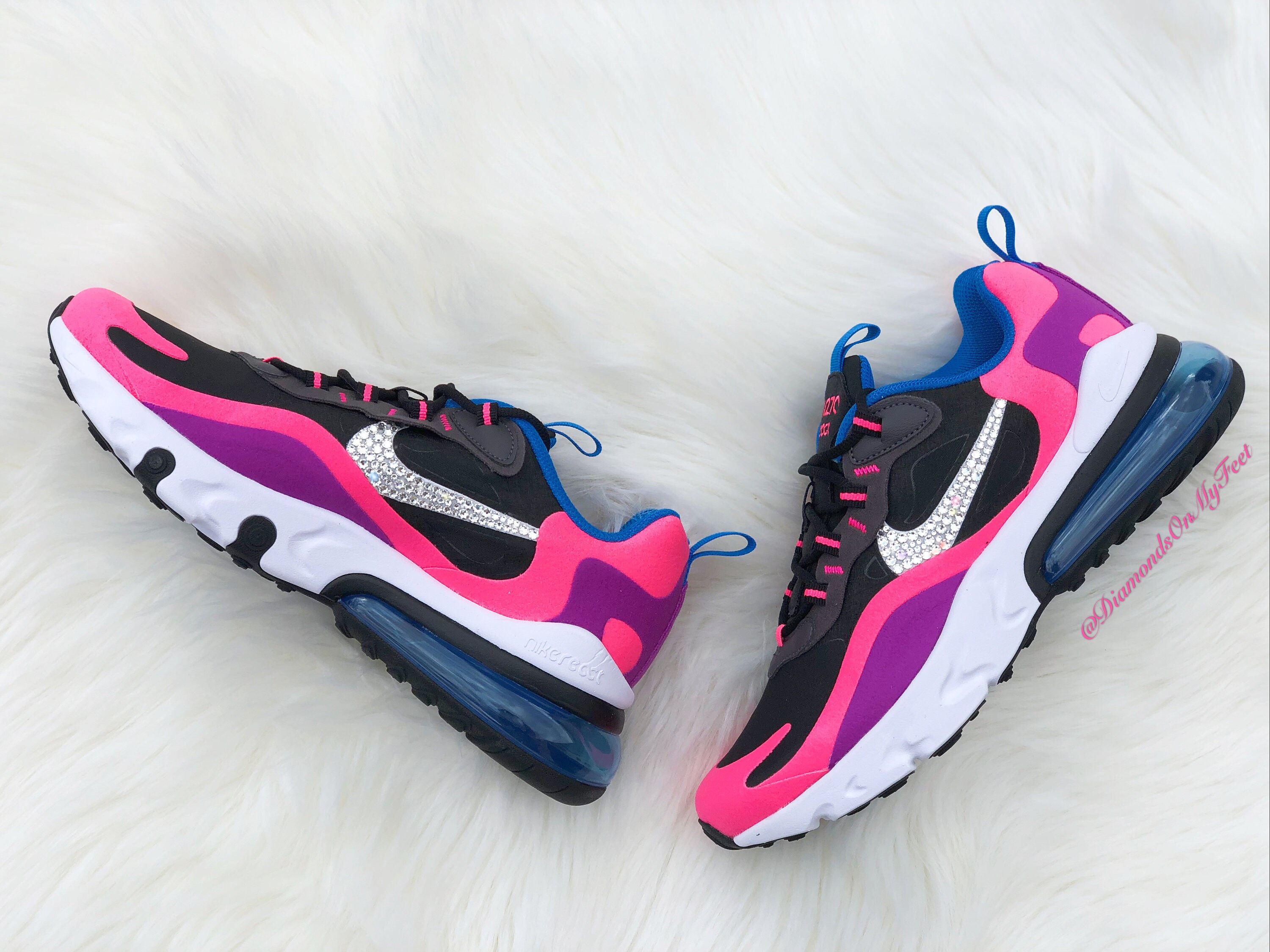 Nike Air Max 270 React Hyper Pink 
