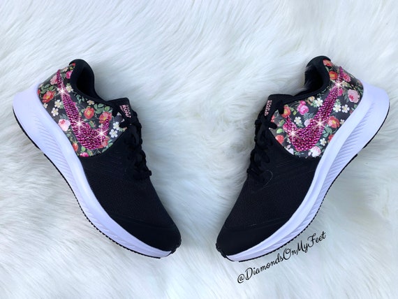 nike star runner black floral