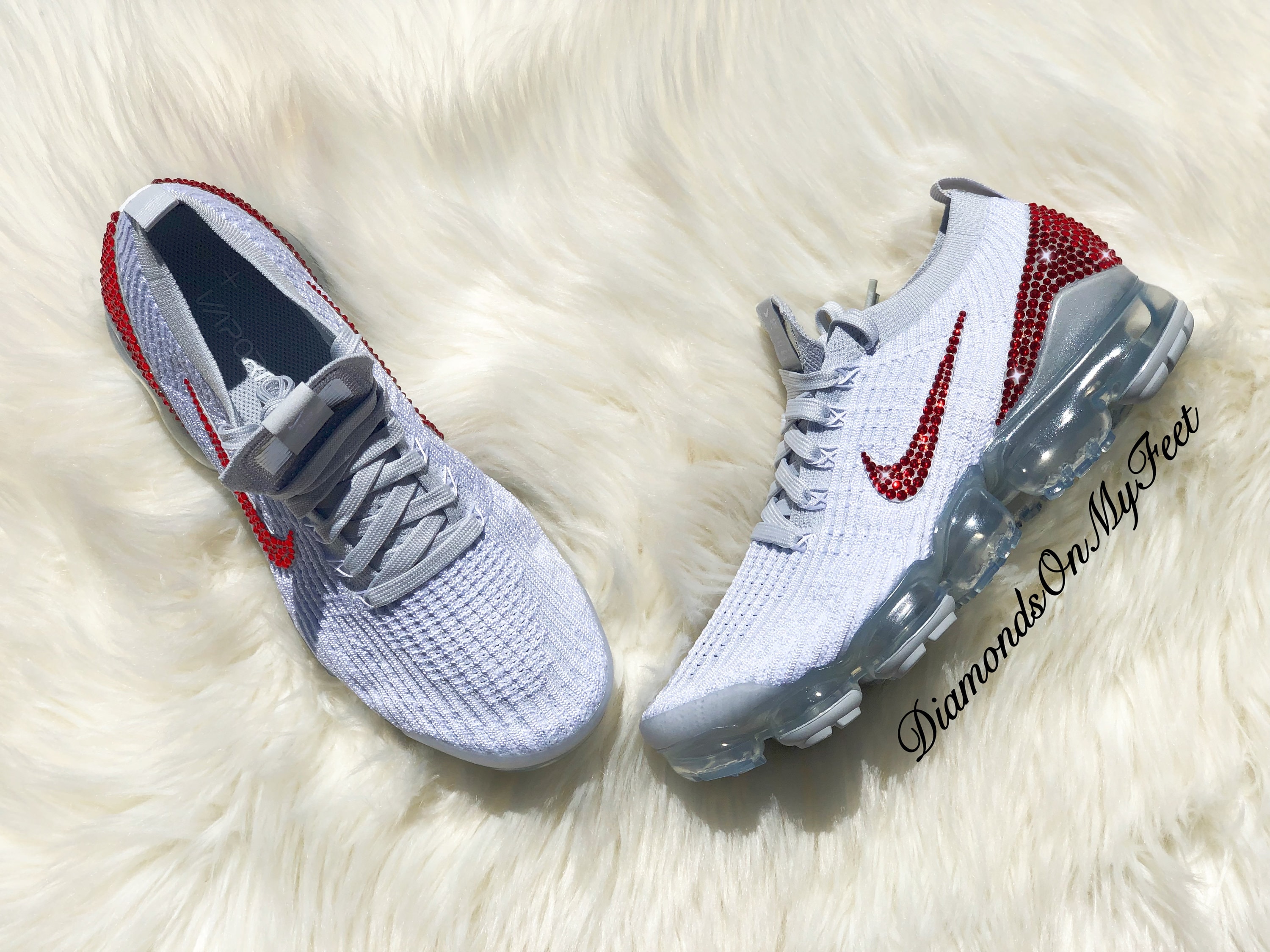 vapormax flyknit white and red