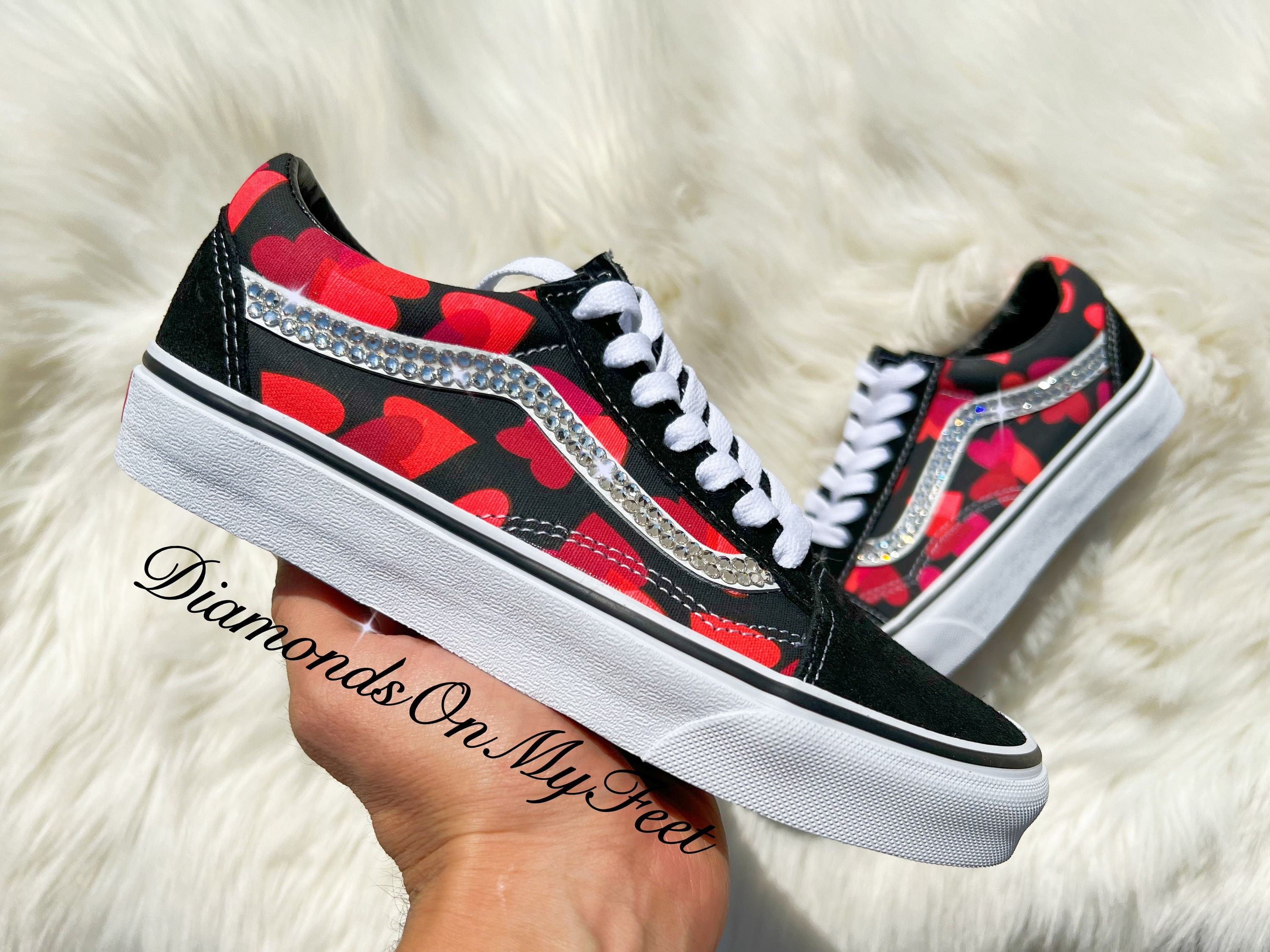 frihed Kondensere helvede Swarovski Women's Vans Old Skool Black & Red Heart Print - Etsy