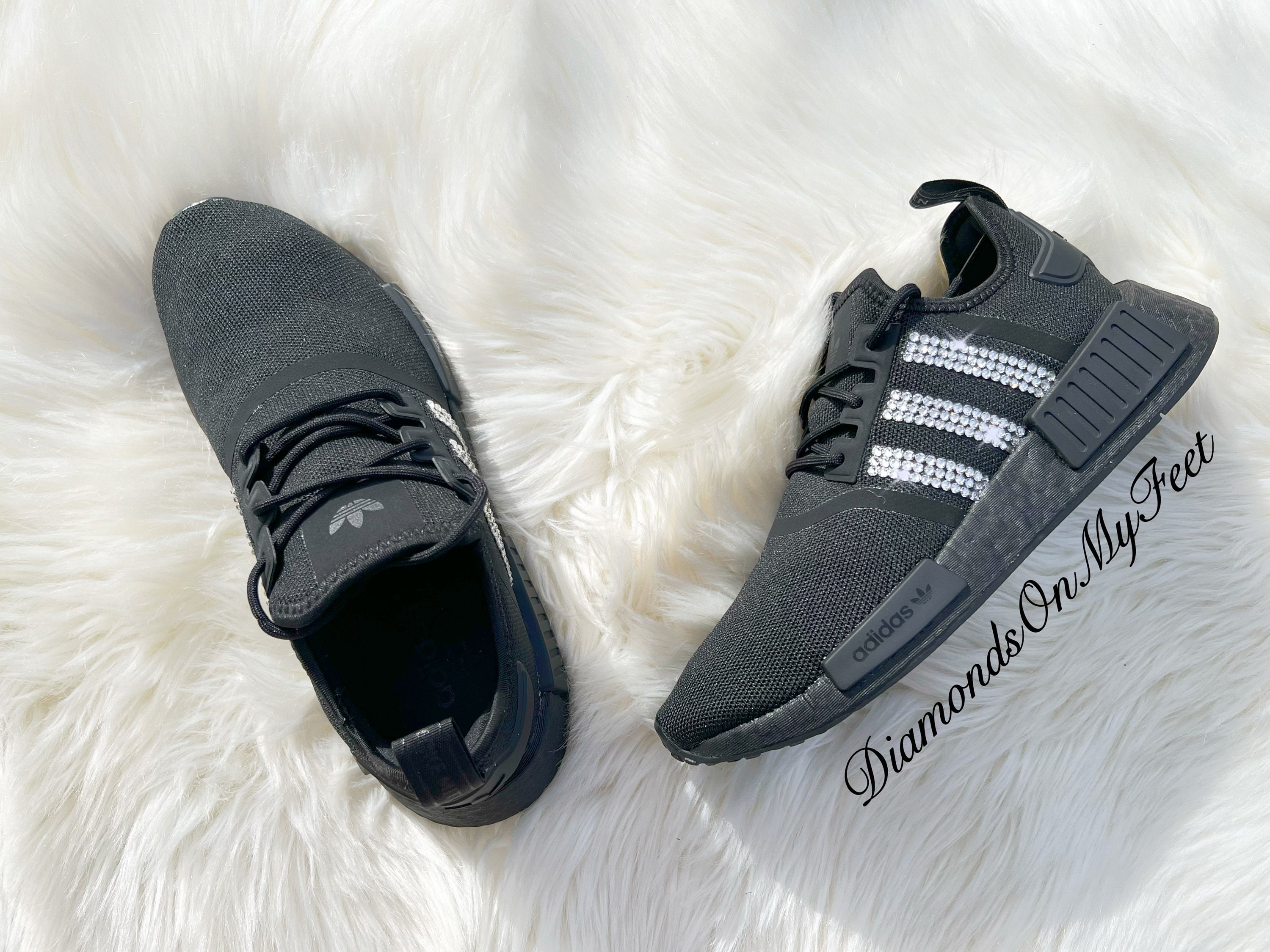Zapatillas Swarovski NMD R1 para mujer totalmente negras adornadas con autenticos cristales Swarovski transparentes zapatos deportivos personalizados para correr Etsy Mexico