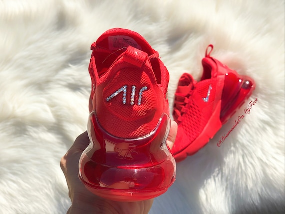 Nike air max 270 sneakers in triple clearance red