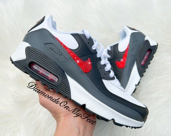 Größe 8.5 - Swarovski Damen Air Max 90 Grau Schwarz Rot Weiß Schuhe Turnschuhe mit authentischen Swarovski-Kristallen Benutzerdefinierte Bling Schuhe
