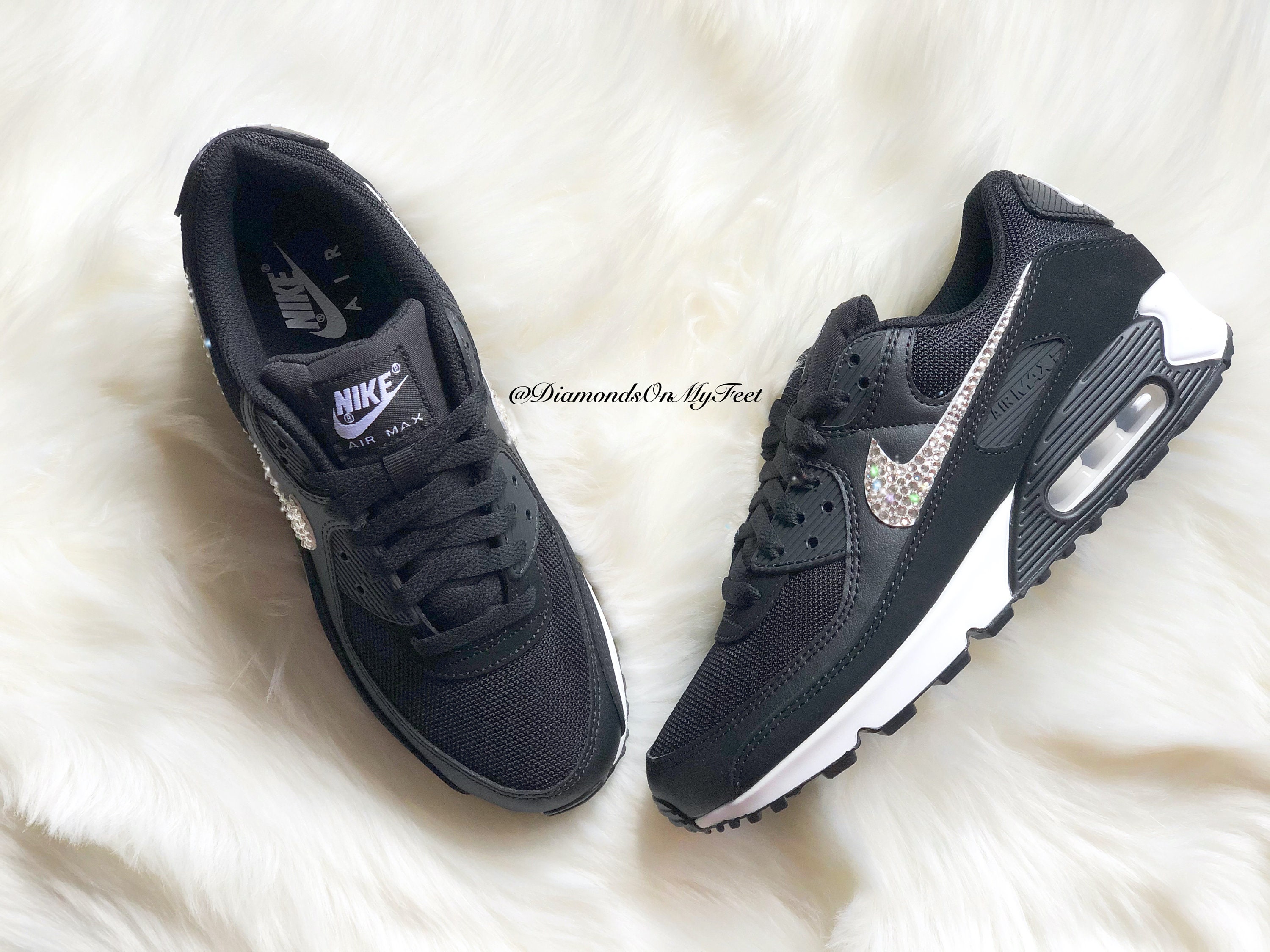 black air max 90 on feet