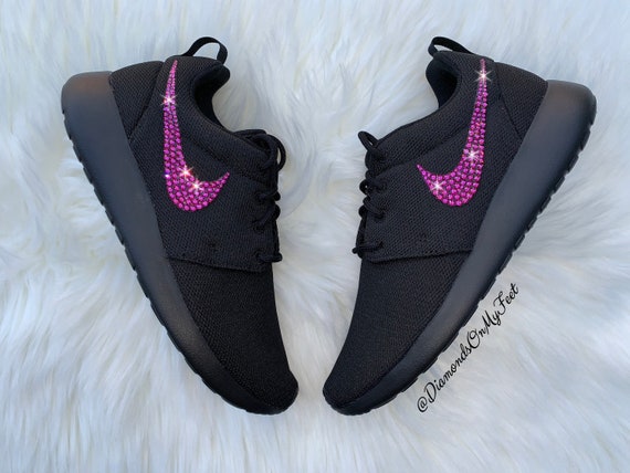 nike roshe run women all black