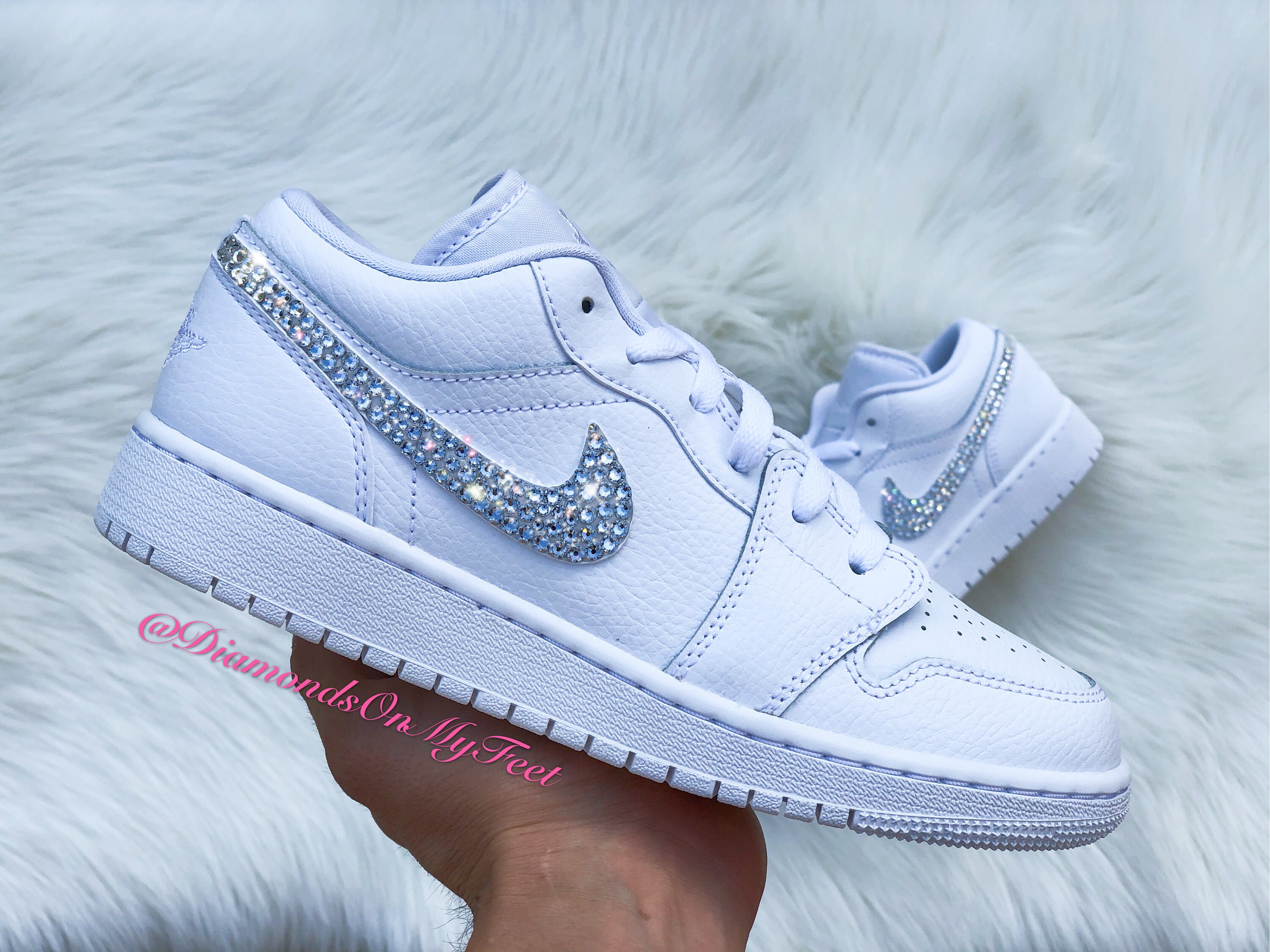 halen vloot piek Swarovski Women's Nike Air Jordan 1 Low All White Sneakers - Etsy Finland