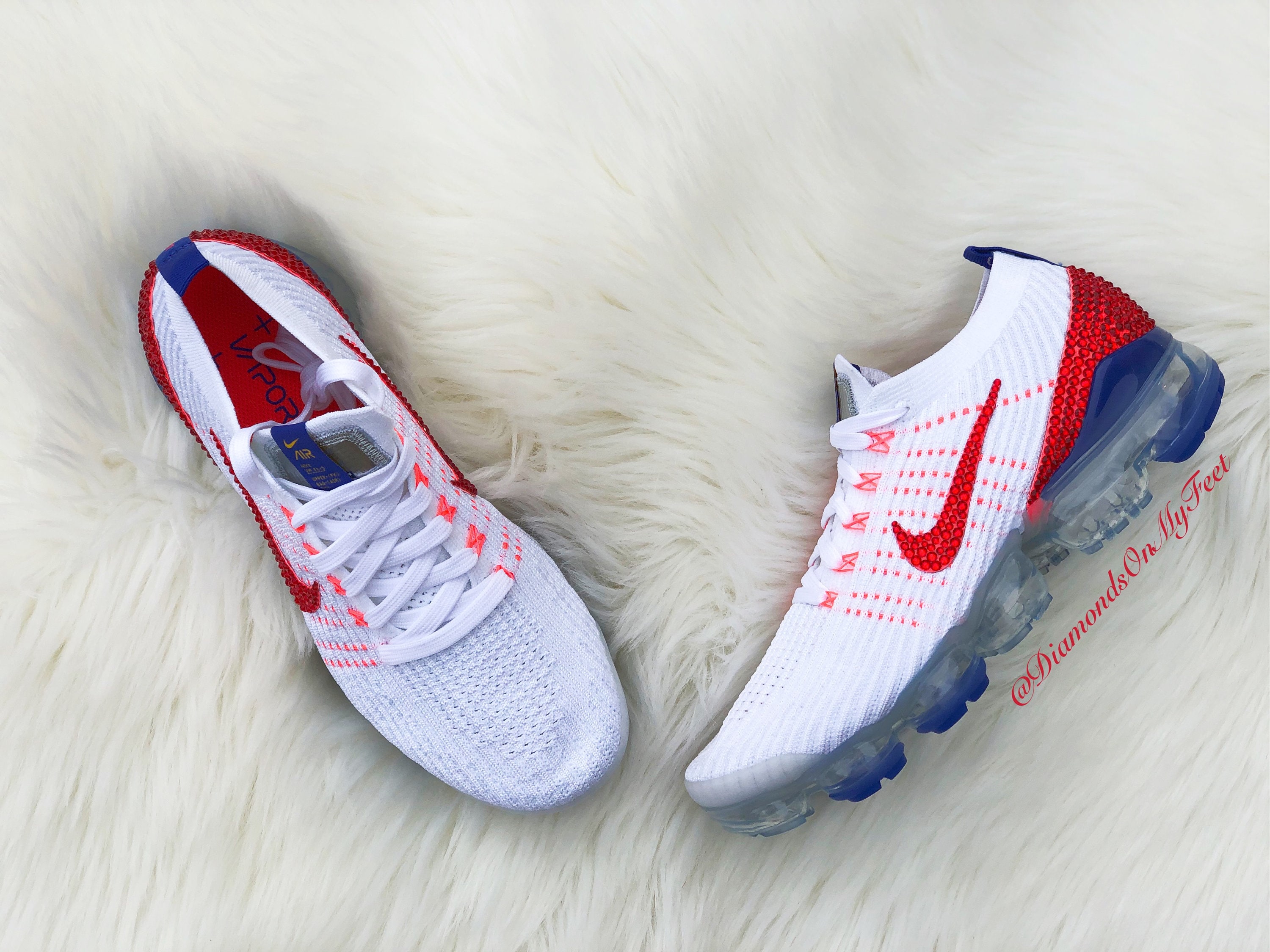 nike vapormax red white and blue