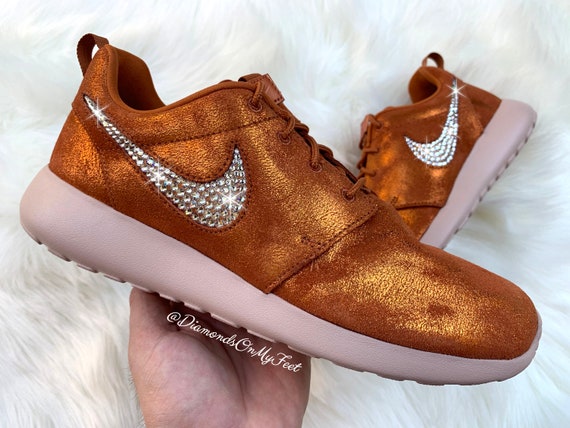 nike roshe metallic