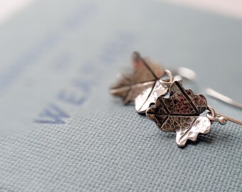 silver maple leaf dangle drop earrings