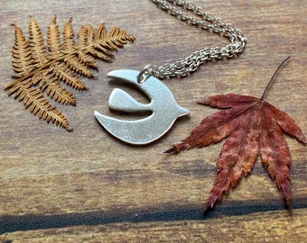 silver naive style flying bird necklace pendant