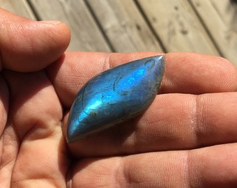 Queensland 38.55ct Boulder Opal Cab Cabochon From Opalton Australia 30 x 22mm