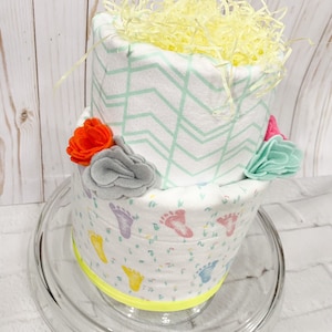 gender neutral baby shower, gender neutral diaper cake, gender reveal party, gender reveal diaper cake, gender neutral baby gift,baby shower