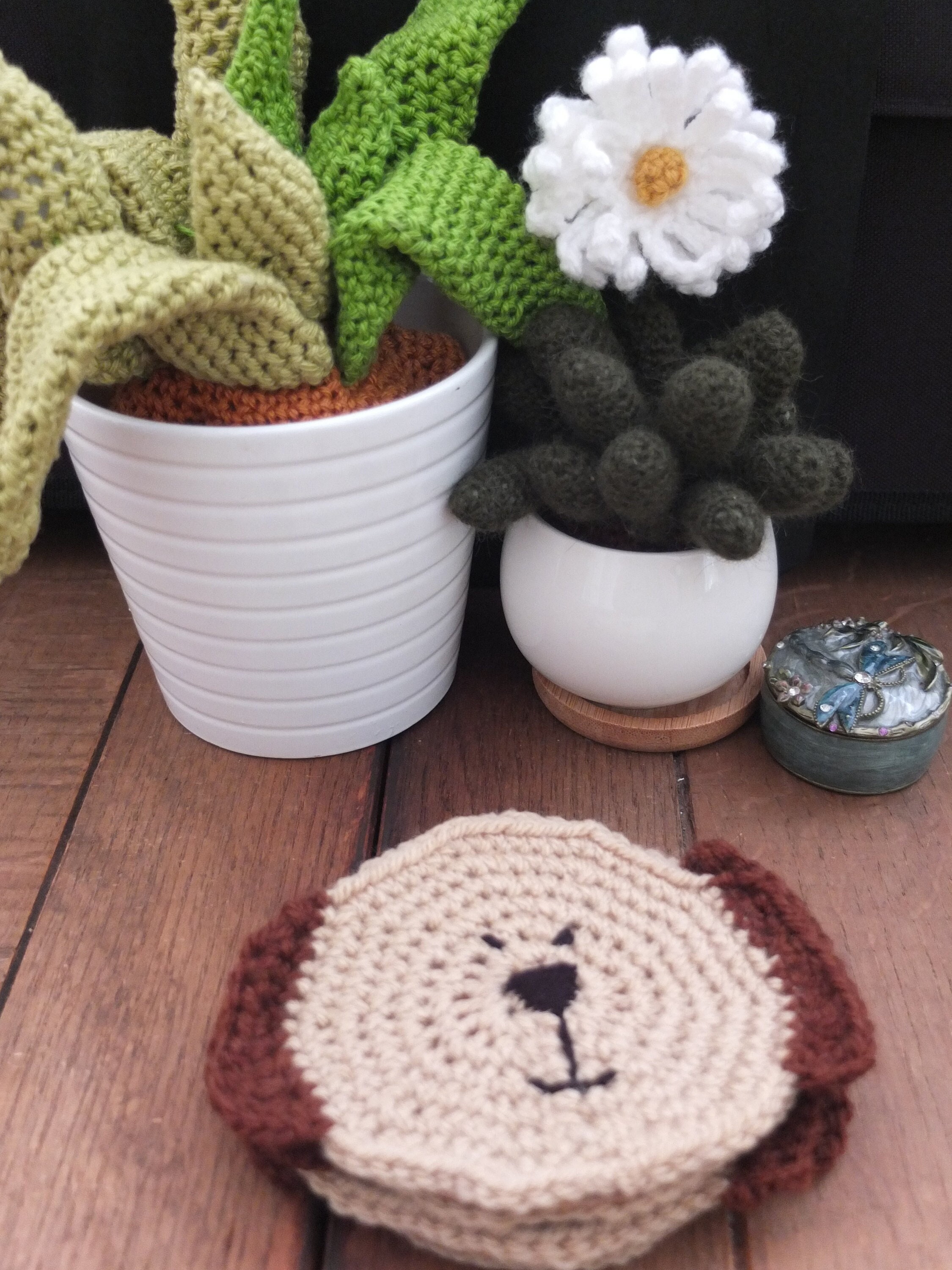 Dog face coasters handmade in crochet. set of 4. ideal gift. Etsy