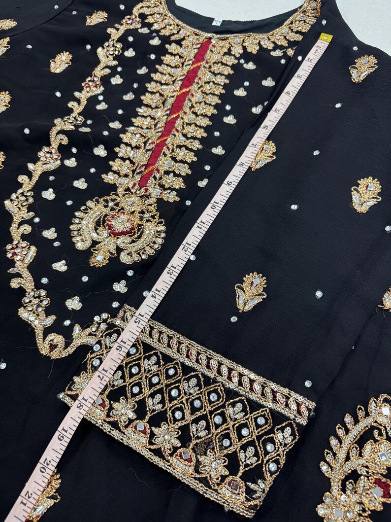 Black Embroidery Pakistani Salwar Kameez Suit in Size 42.