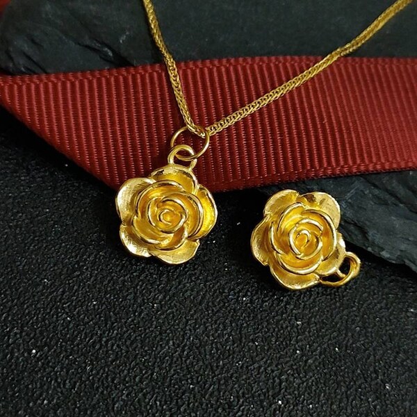 Véritable or pur 999 or, breloque fleur rose en or 24 carats + chaîne en or massif Au750 en or 18 carats 75% de collier en or