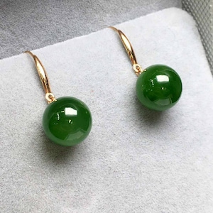 Genuine 18K gold solid green Jade earrings, Au750 stamped gold, 75% of gold dangle earrings, earring thin hooks