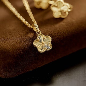 Genuine 18K solid gold sparkle flower pendant stamped Au750, 14K gold jewelry set, Real 14K gold solid dainty fine chain