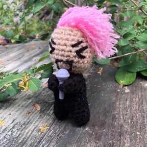 Chibi Angry Screamer Singer