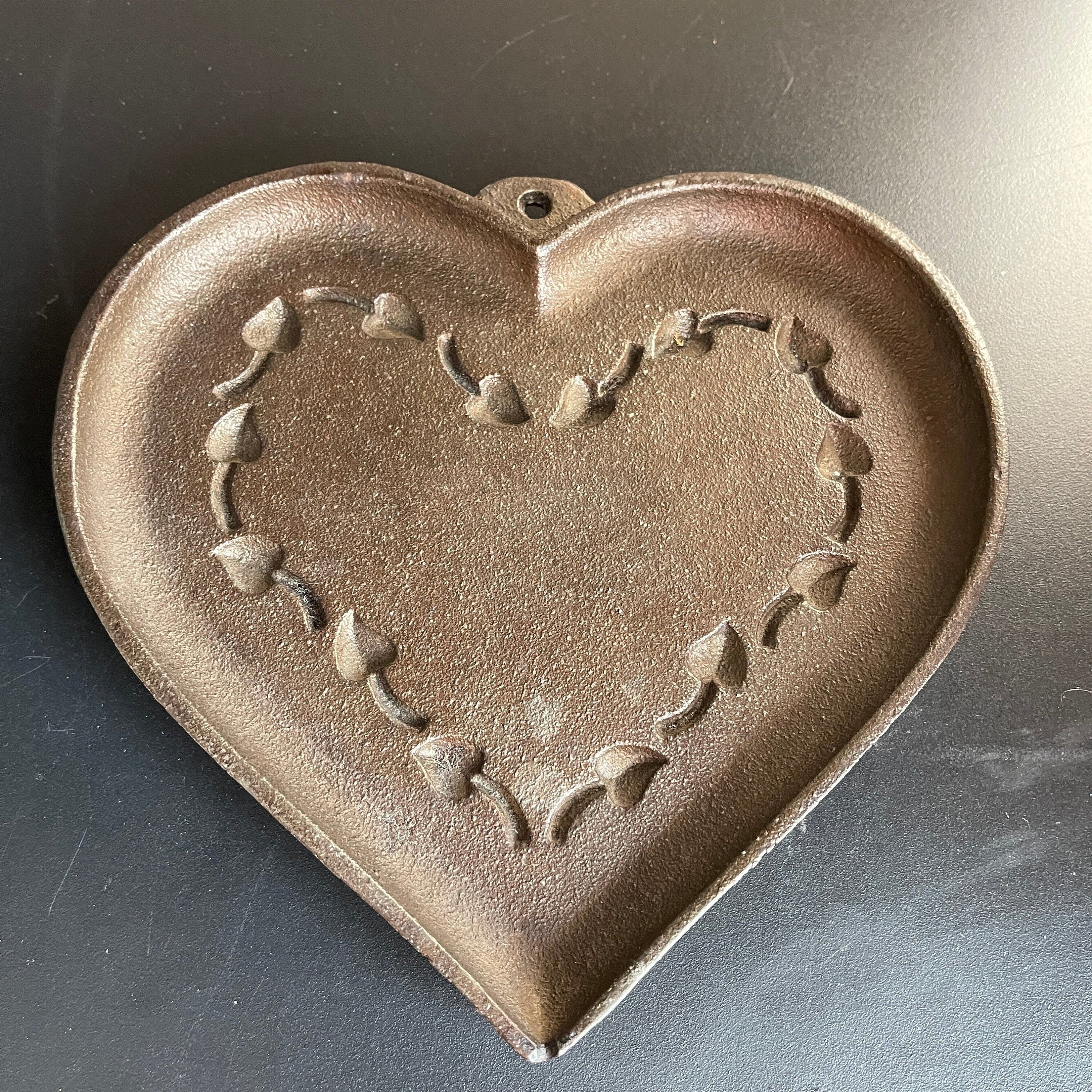 Colorfullrain Cast Iron Heart Shaped Cake Cookie Candy Mold Corn
