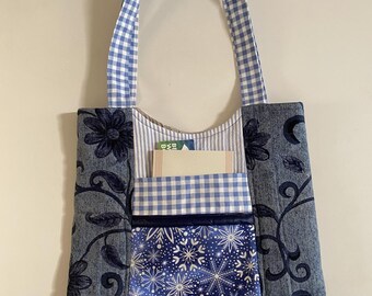 Quilted Tote Bag with Pockets Lined Book Bag