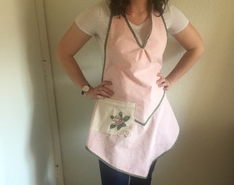 Now 50 % off Women's Vintage-style Apron