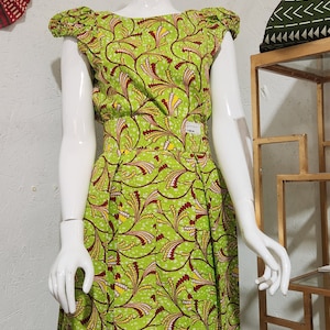 Ankara print Top, cap sleeves, Wax Print, tailored, Size M, zipped back