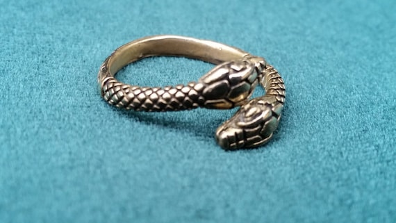 Headed Snake Ring 2025