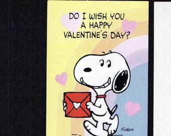 Vintage Peanuts Card SNOOPY Carries Red Envelope Do I Wish You A Happy Valentine's Day? You're DOGGONE RIGHT I Do! UNused Original 2 3/4"x4"