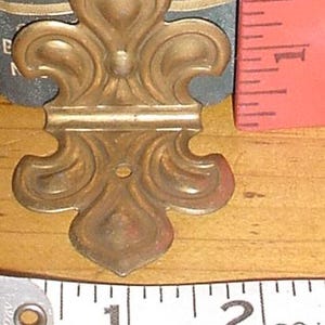 Vintage New Old Stock Lot/15 COPPER CORNER TRIM Fleur De Li,Embossed Details,Trunk, Cabinet,Furniture Hardware,Antique Restoration,Art,Craft image 4