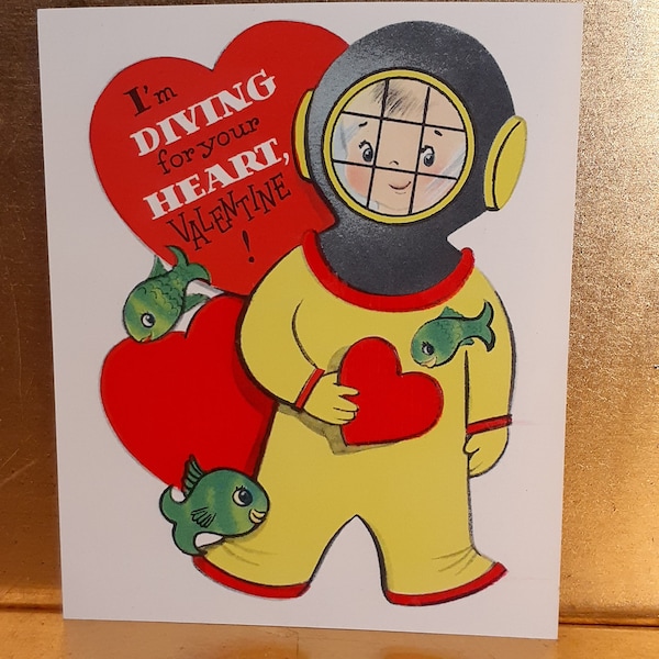 Vintage Valentine Card Deep Sea DIVER In Diving Suit w Helmet I'm DIVING For Your HEART Green Fish Swimming Around UNused,Original Ephemera