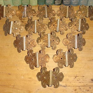 Vintage New Old Stock Lot/15 COPPER CORNER TRIM Fleur De Li,Embossed Details,Trunk, Cabinet,Furniture Hardware,Antique Restoration,Art,Craft image 3