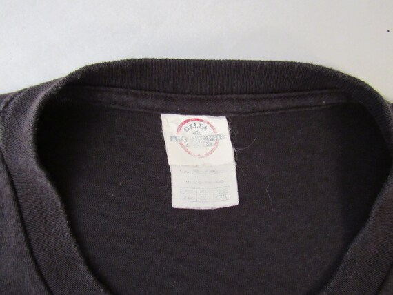 T-shirt Vintage Années 80 M.O.D. - Méthode De Destruction Avec Requin Blanc - Taille XL