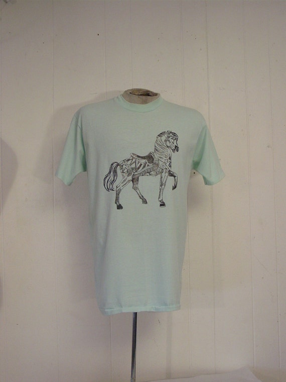 VINTAGE t-shirt, horse t shirt, graphic t shirt, 1