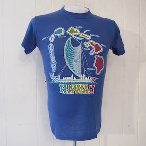 Vintage t shirt, Hawaii t shirt, travel t shirt, Hawaiian islands map t shirt, vintage Hawaiian, vintage clothing, size small