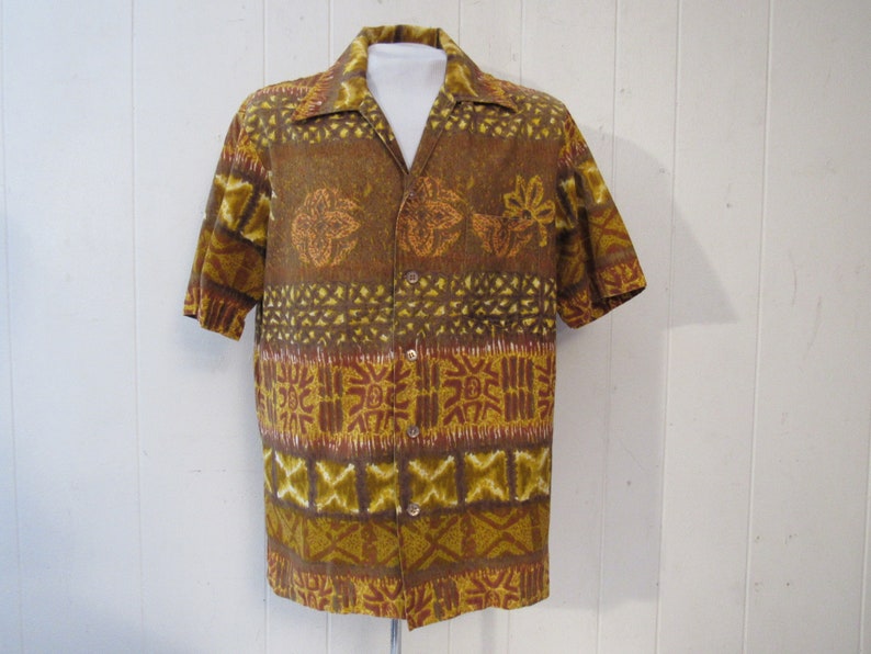 Vintage shirt, Hawaiian shirt, 1960s shirt, vintage Hawaiian, Tapas Hawaiian, vintage clothing, size large image 1