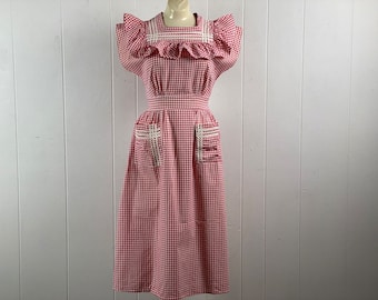 Vintage dress, 1940s dress, gingham check dress, Farm house dress, picnic table dress,  Dorothy dress, dress, vintage clothing, size medium