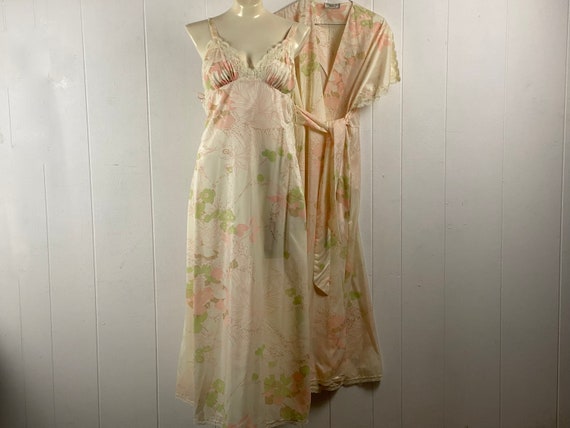 Christian dior online nightgown and robe
