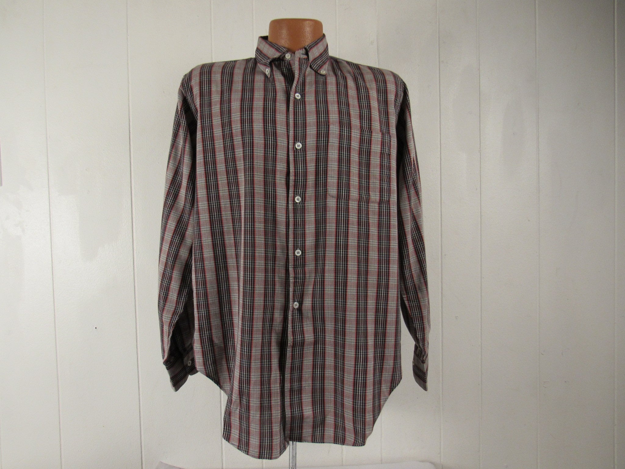Vintage Shirt, L, Madras Plaid Shirt, 1960s Shirt, Vintage Madras, Vintage Clothing, Size Medium - Etsy Vintage Shirt, L, Madras Plaid Shirt, 1960s Shirt, Vintage Madras, Vintage Clothing, Size Medium - Etsy