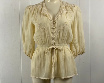 Vintage blouse, size medium, 1970s blouse, puffy sleeves blouse, Edwardian blouse, Hippie blouse, Boho shirt, Surri shirt, vintage clothing