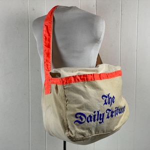 バッグ 70s the bee newspaper bag NEWSPAPER BAG（The Bee 1960s⁄70s Newspaper Bag – The