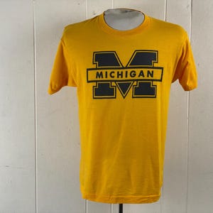 Vintage t shirt, size large, 1980s t shirt, U of M  t-shirt, Michigan t shirt, college t shirt, Go Blue, school t shirt, vintage clothing